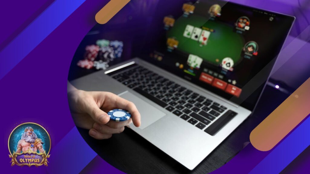 Joven jugando al póquer en línea en un ordenador portátil. Logo Gates of Olympus abajo a la izquierda